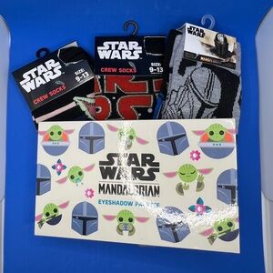 Star Wars Mandalorian Eyeshadow Palette and Crew Socks Set New